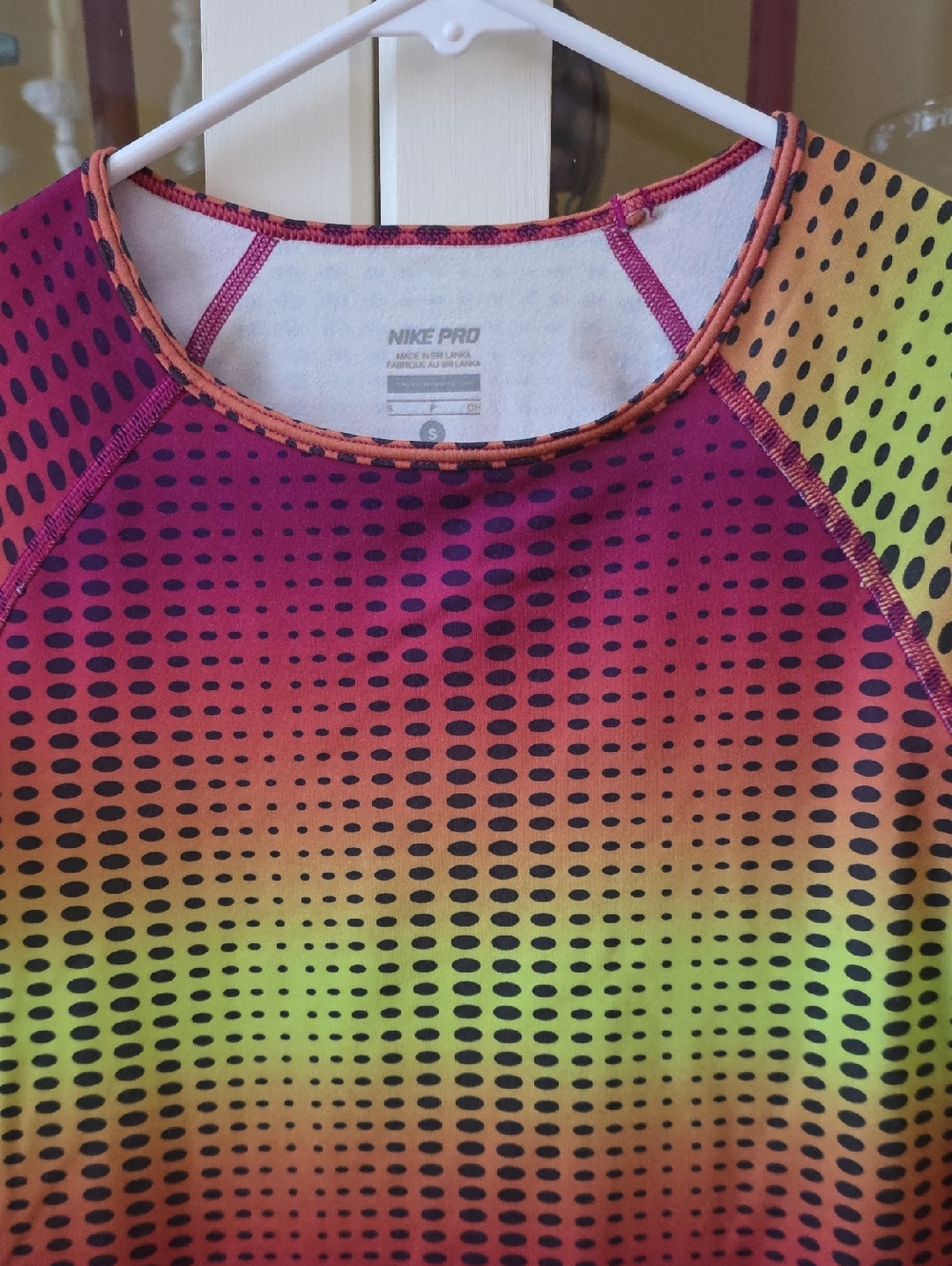 Nike Pro Women's Gradient Dot-Print Long Sleeve Thermal Top